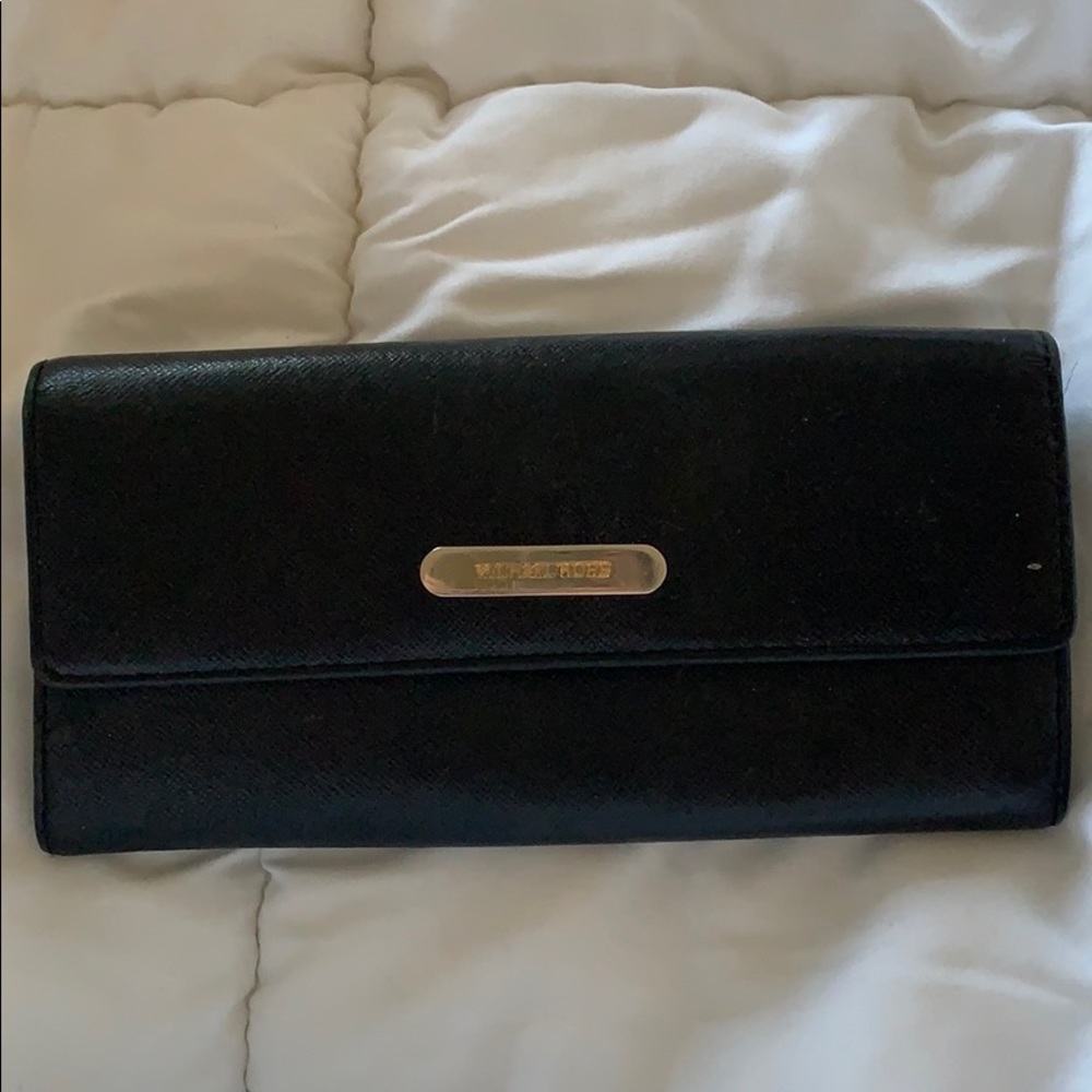 Black Michael Kors Wallet